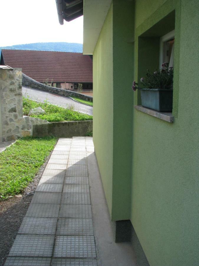 Apartma Juha - Breg pri Borovnici Ngoại thất bức ảnh